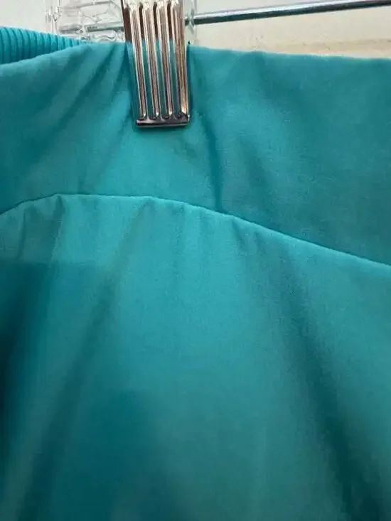 Chico's Zenergy Blue Ruched Ankle Pull On Crop Pants Size 3 US 16 - Picture 5 of 5